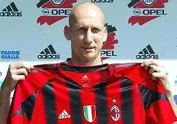 维斯塔潘四,总冠军连庄,红牛车队荣,澳客体育门户,-,全球体育资讯与数据首页