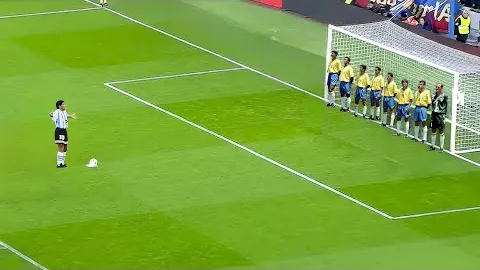 姆巴佩被罗滕公开批评：赛场发挥欠佳，罗滕显露不满情绪